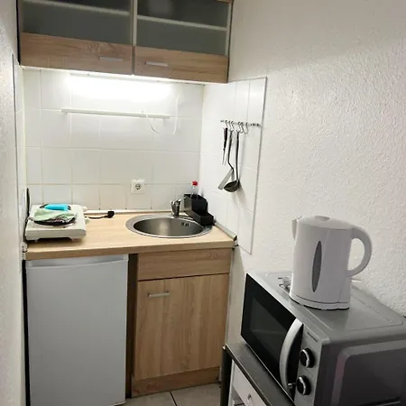 Apartment Budget Cologne